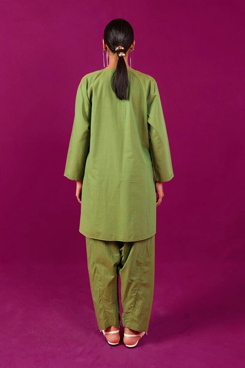 Maximal 2 Piece Set - Image 4
