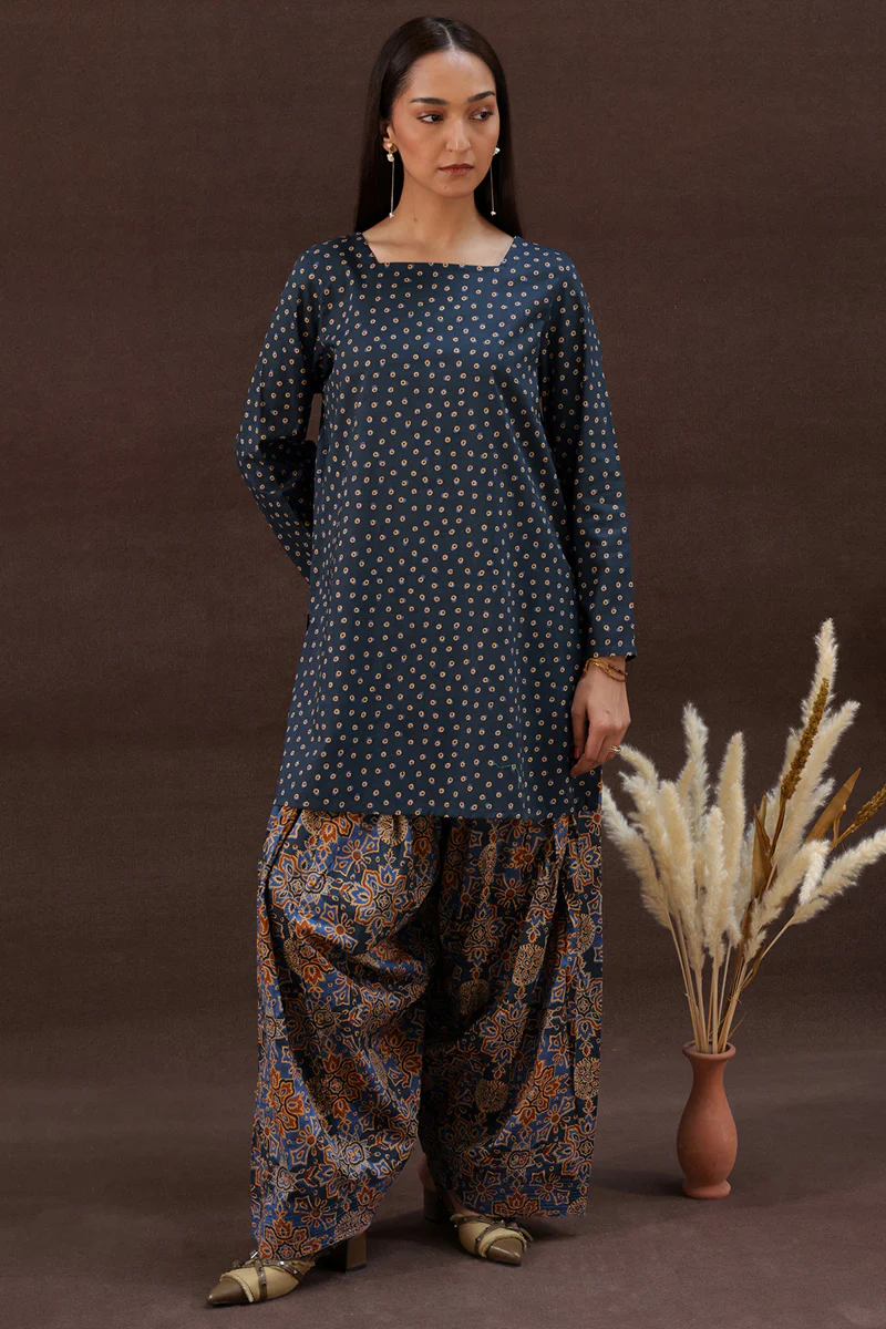 Rang-E-Ajrak Heritage Set - Image 8