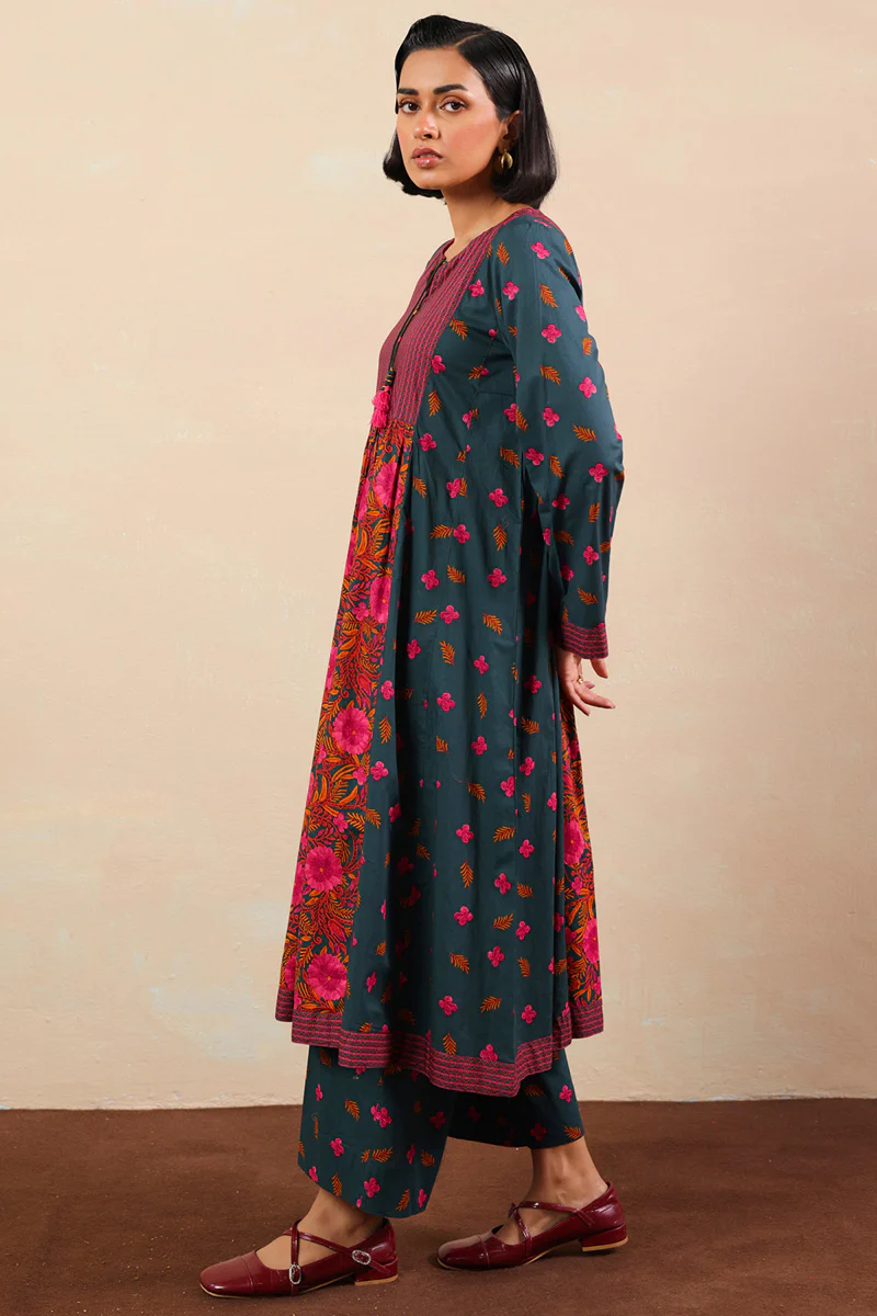 Aarified Classic Flared Set - Image 6