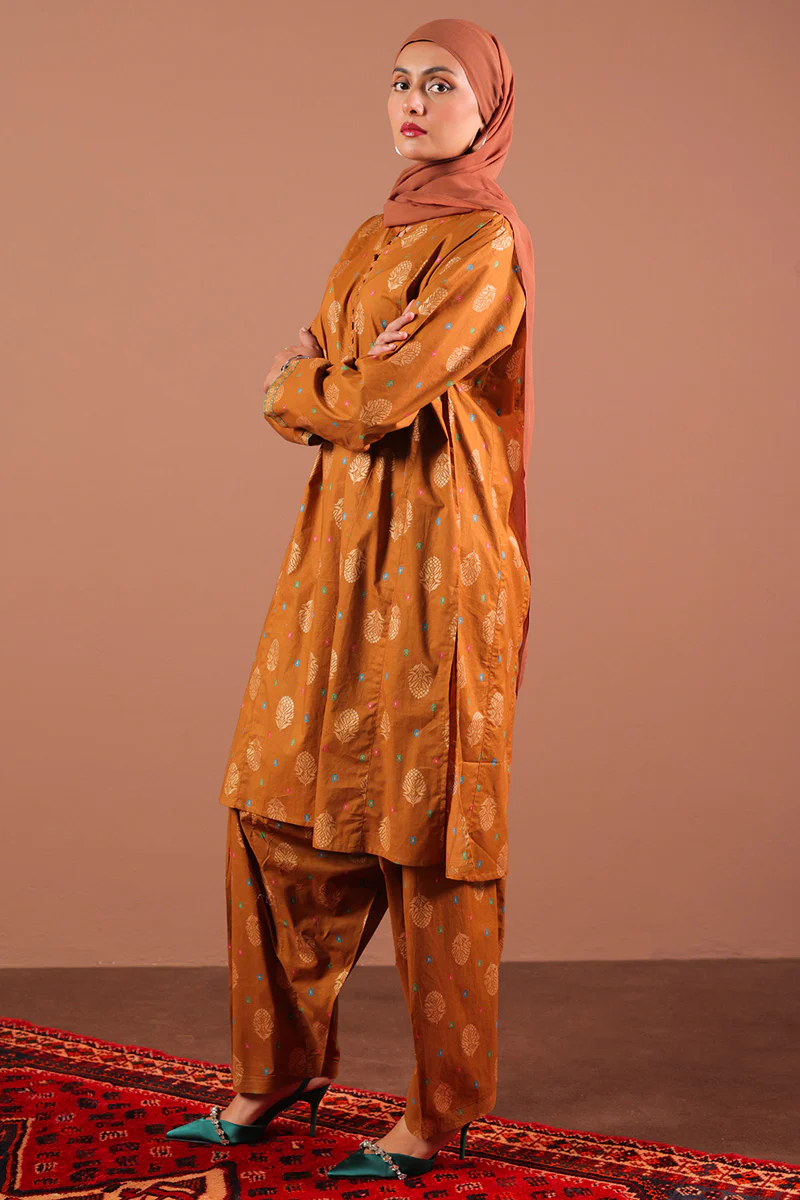 Zeenat Gilded Glam Set - Image 7