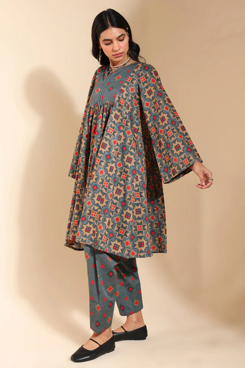 Woven Stories Flared Set - Image 6