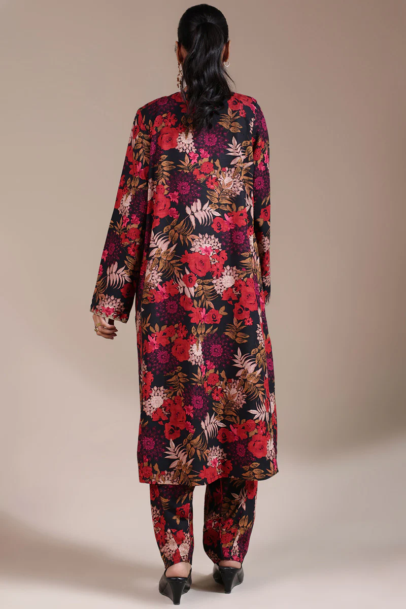 Vibrant Roses Gilded Set - Image 15