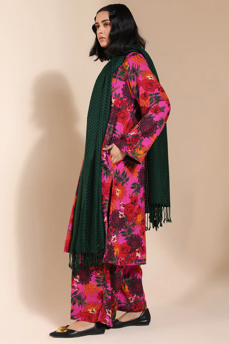 Vibrant Roses Printed Set - Image 9