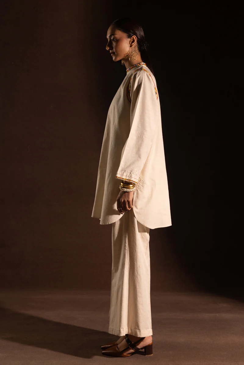 Hand-Crafted Tapestry Co-Ord Set - Image 10