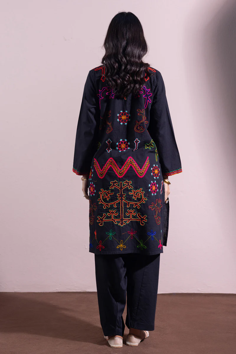 Hand-Embroidered N K R Style Set - Image 12