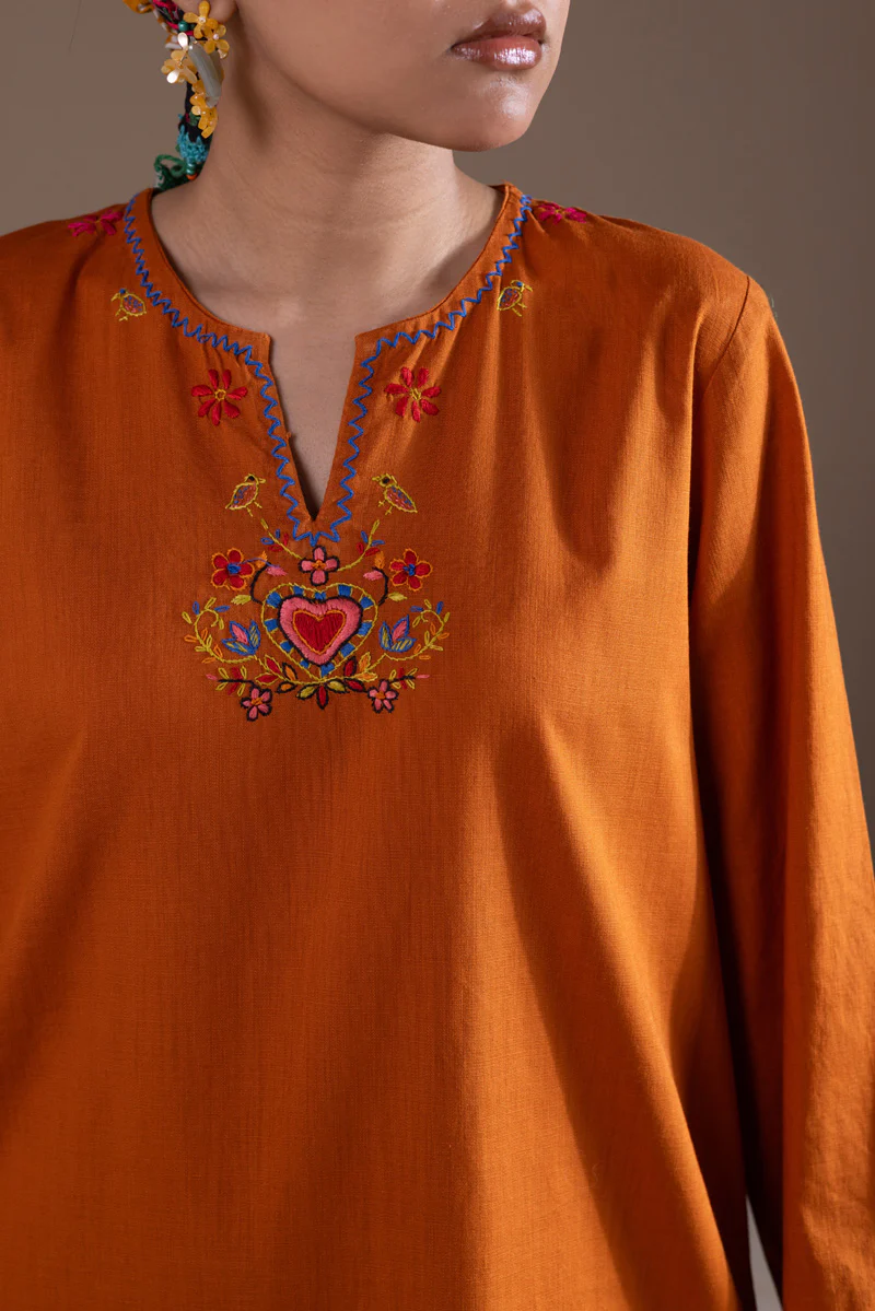 Cottage Chic Embroidered Set - Image 2