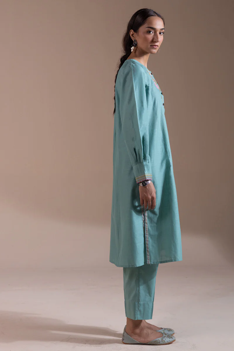 Pyari Paras Embroidered Set - Image 7