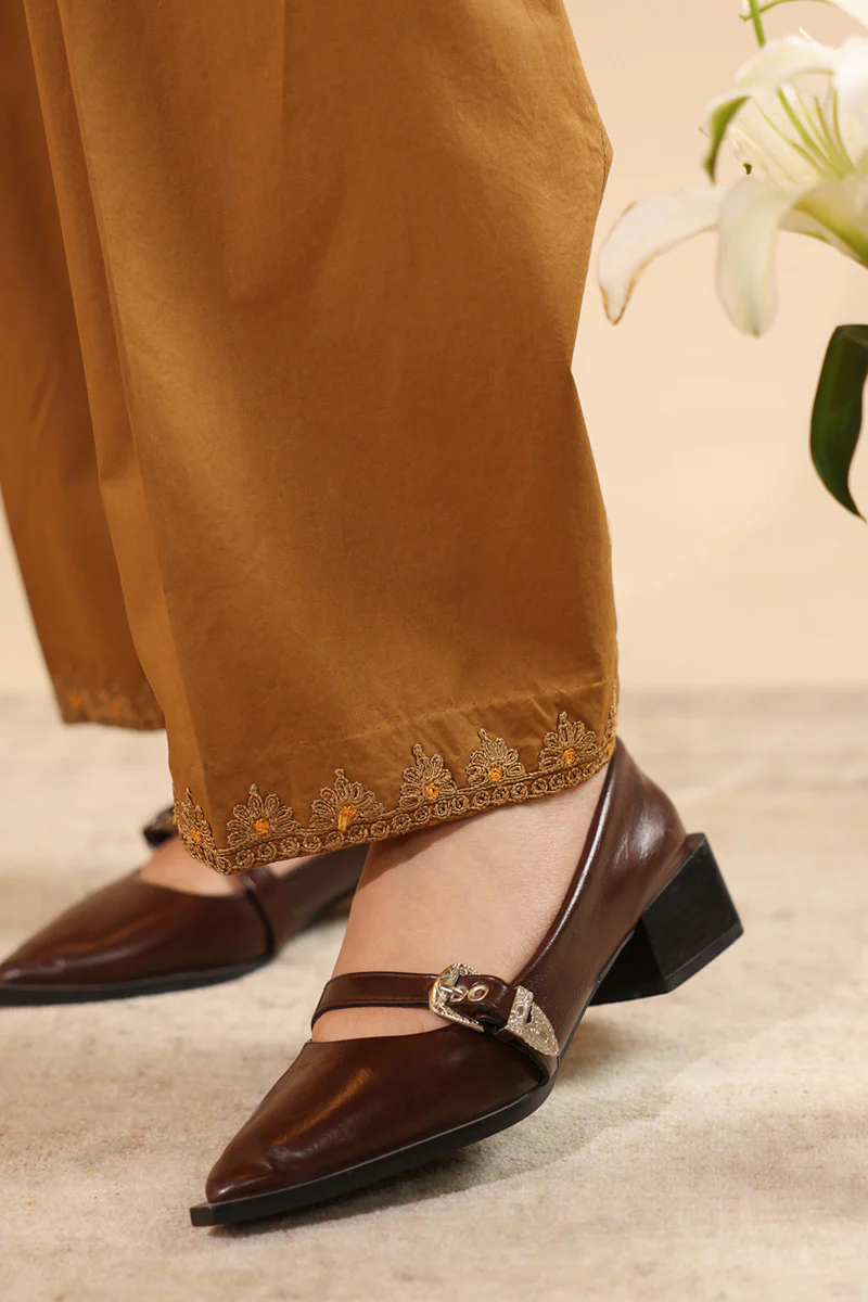 Soft Embroidered Set - Image 9