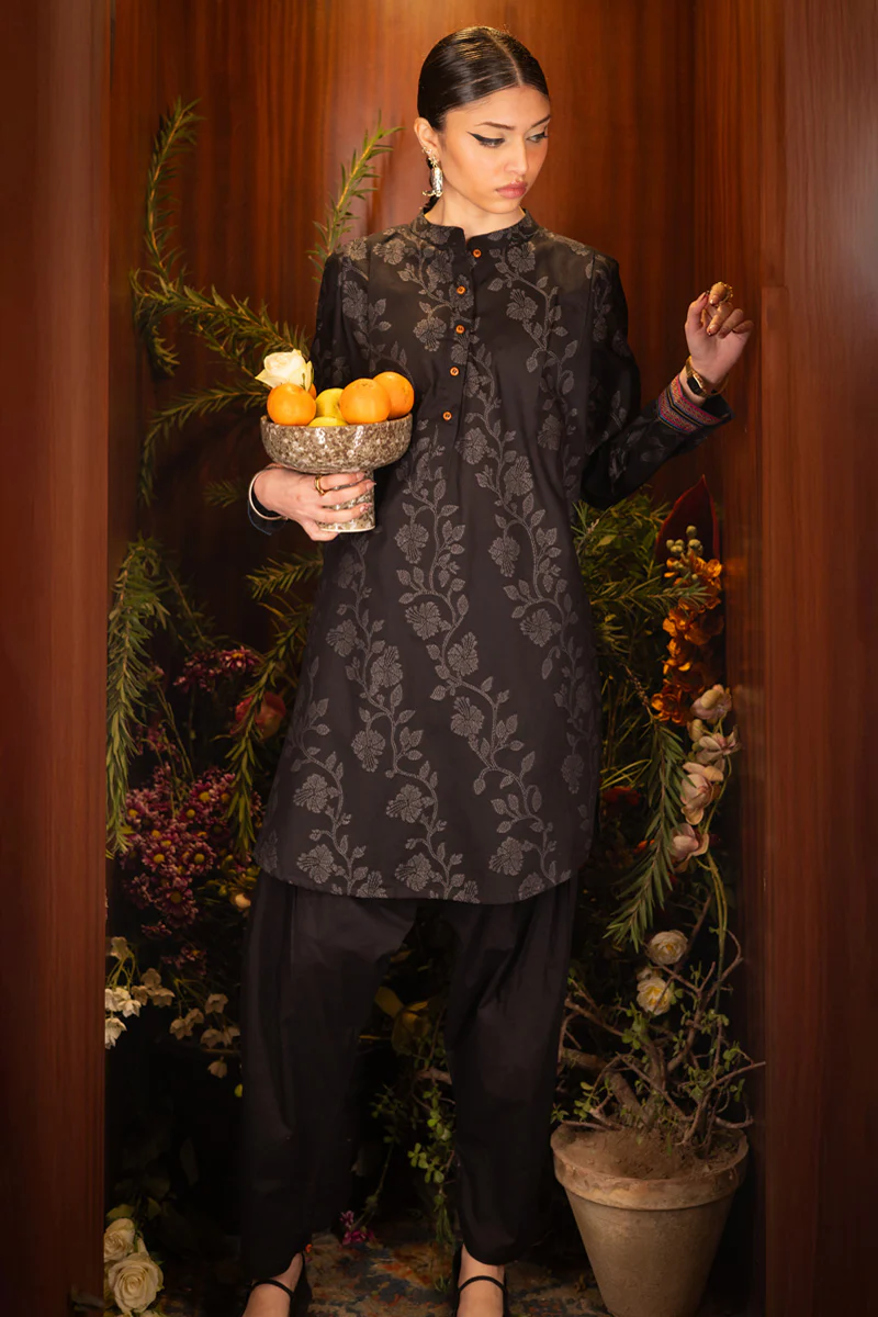 Ethno Weave Jacquard Set - Image 4