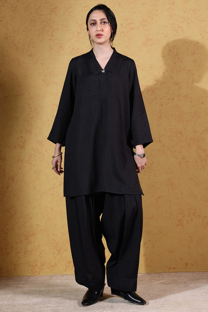 Monochrome Co-Ord Set - Image 4
